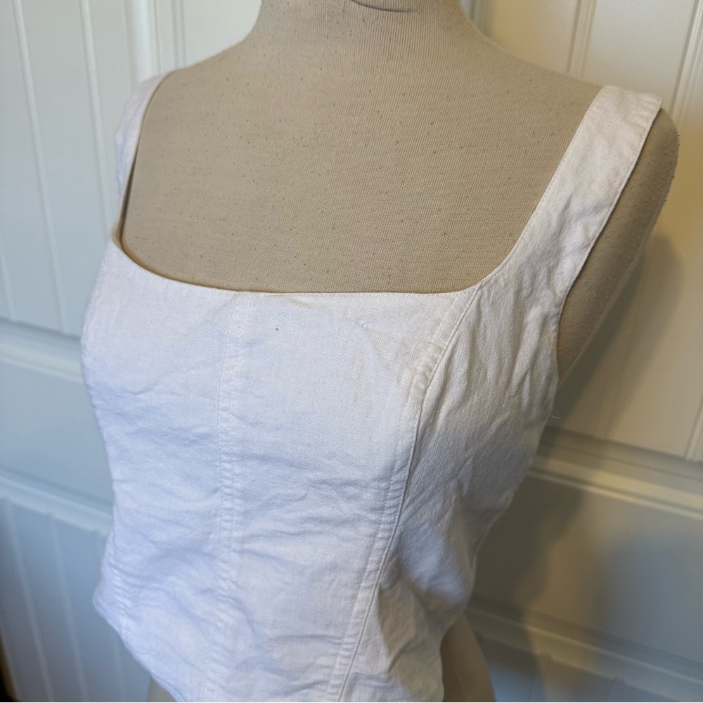 Abercrombie White Sleeveless Corset Style Top - Picture 2 of 5